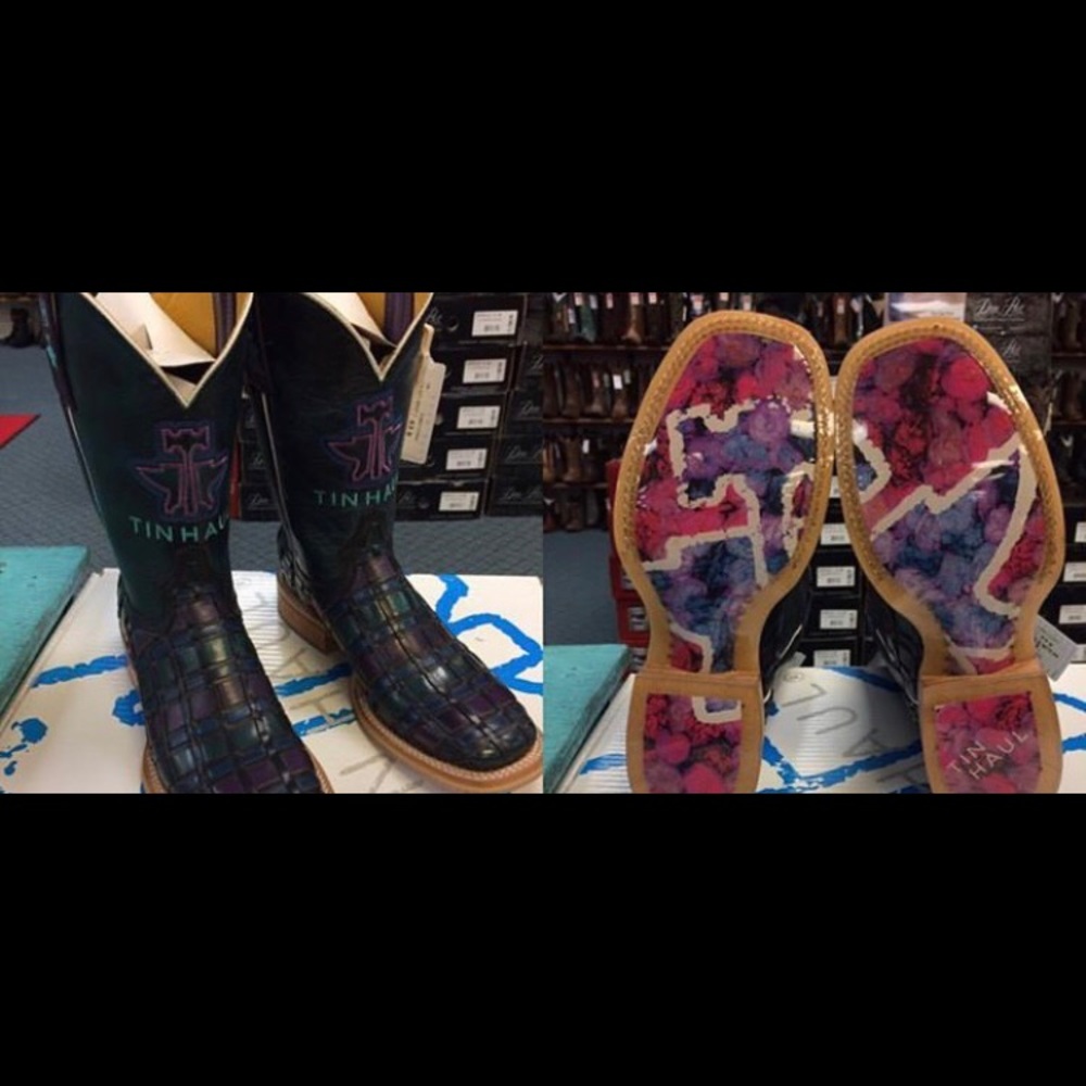 Tin haul women’s size 9